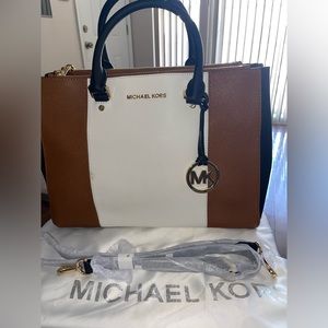 Michael Kors top handle bag never used